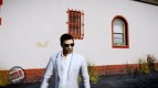 Vito de Mafia II en un traje blanco