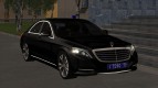 Mercedes-Benz s500 a police officer with the ruble