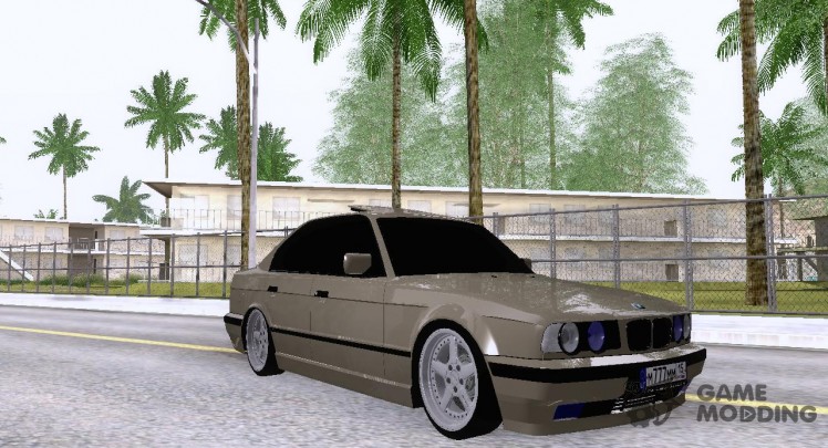 BMW E34 540i V8