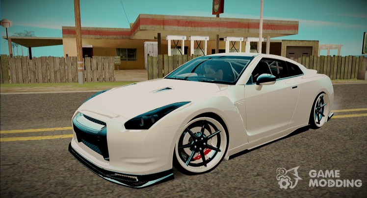 Nissan GT-R V2.0