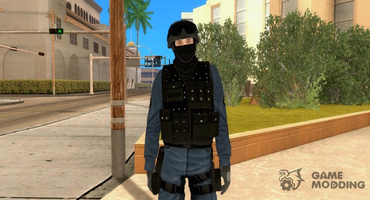 El funcionario de la policía antidisturbios para GTA San Andreas