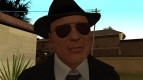 Джимми в черном длинном пальто из Mafia II