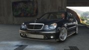 Mercedes-Benz E55 AMG (W211)
