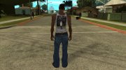 Белая майка на фоне деревьев para GTA San Andreas miniatura 2