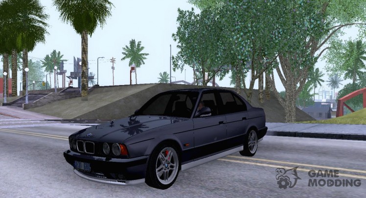 BMW E34 M5 95 - Stock