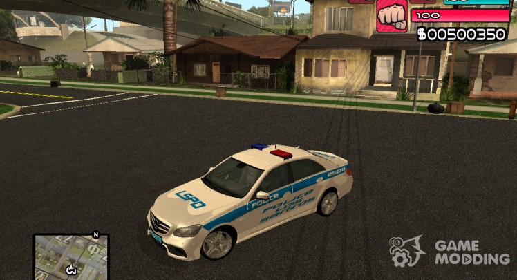 El Mercedes-Benz E63 AMG 2014 Police LS