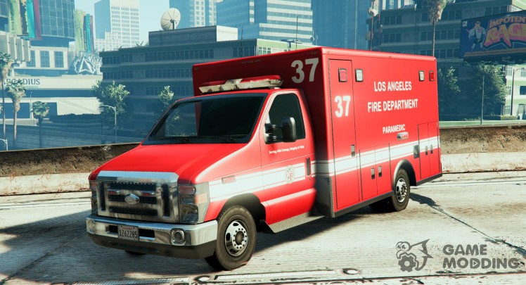 Ford E450 LAFD Ambulance 4K