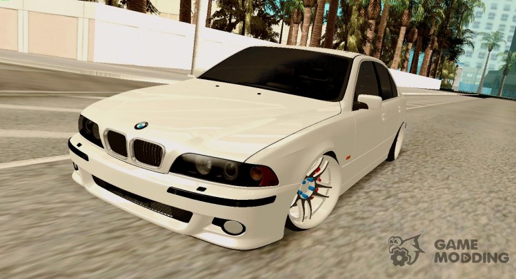 BMW M5 E39