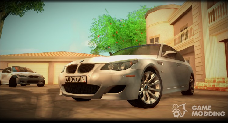 El BMW M5 E60 2010