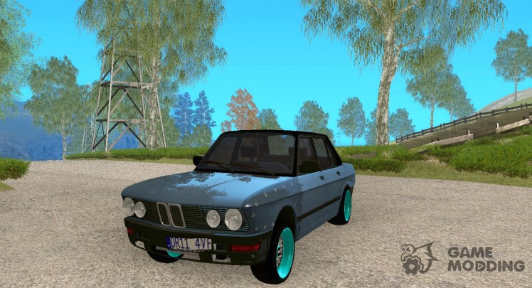 BMW E28 5.0 V12 Shark