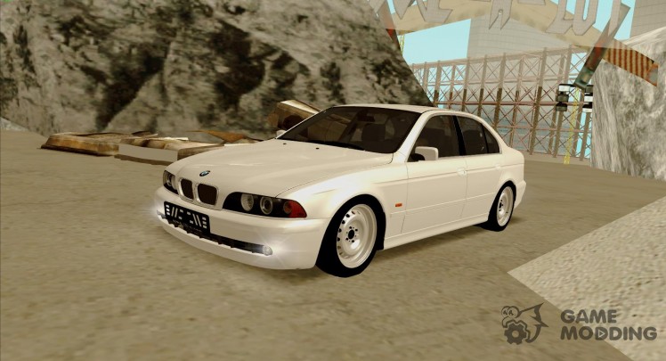 El BMW M5 E39