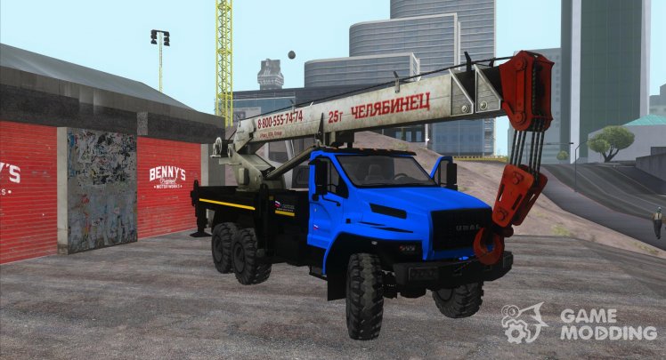 Next a Ural truck crane Chelyabinets of USST
