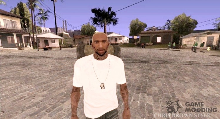CJ в образе Chris Brown