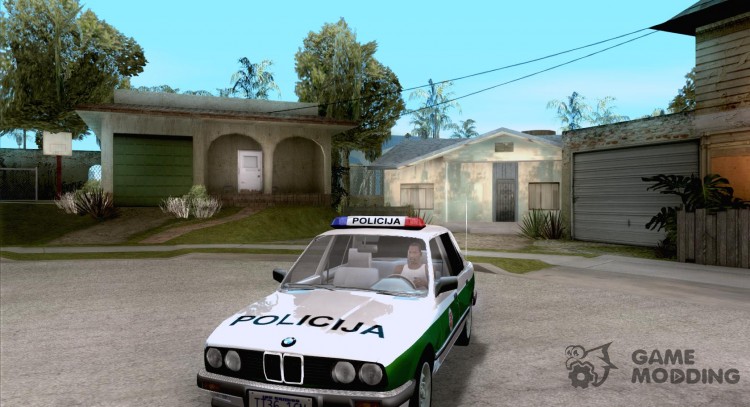 BMW E30 sedán policía para GTA San Andreas