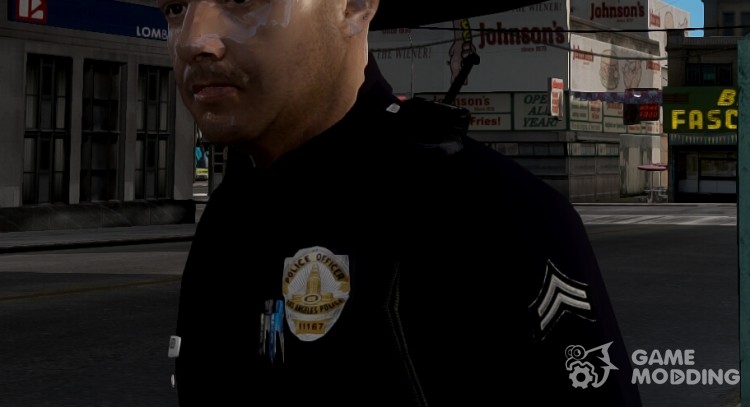 GTA V офицер полиции для GTA 4