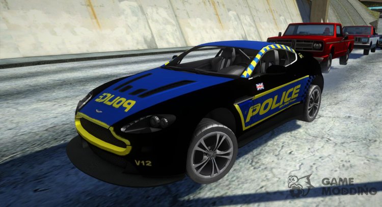 Aston Martin V12 Vantage UK Police for GTA San Andreas
