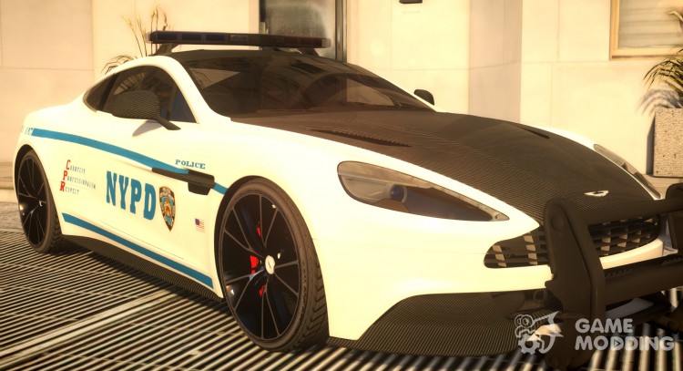El Aston Martin Vanquish NYPD para GTA 4