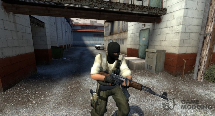 Modderfreak в классических Феникс террорист для Counter-Strike Source