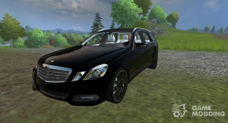 El Mercedes-Benz clase E v 2.0 para Farming Simulator 2013
